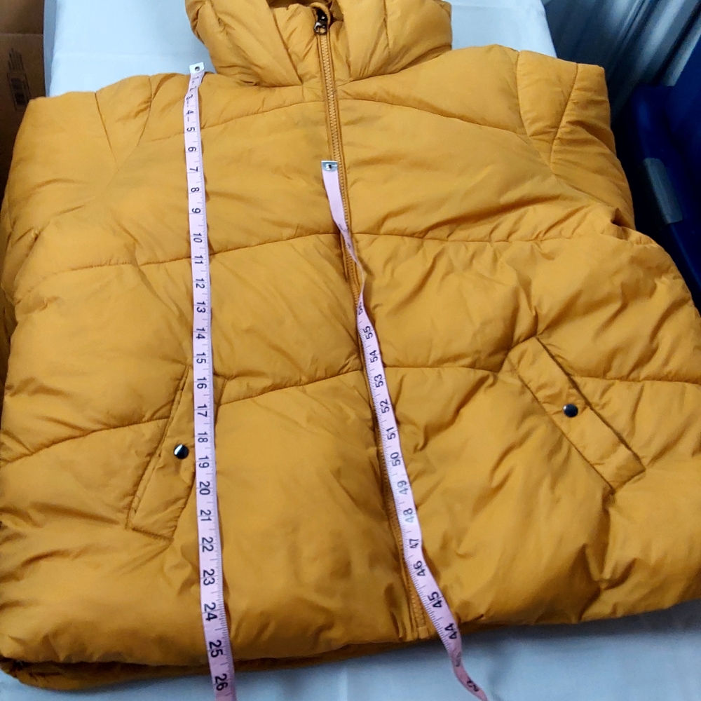 Vero Moda Curve 'Upsala' Winter Jacket - Picture 10 of 11